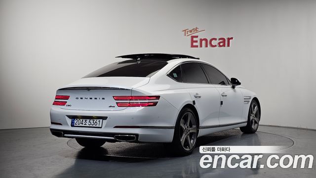 Genesis G80 2022 — photo 2