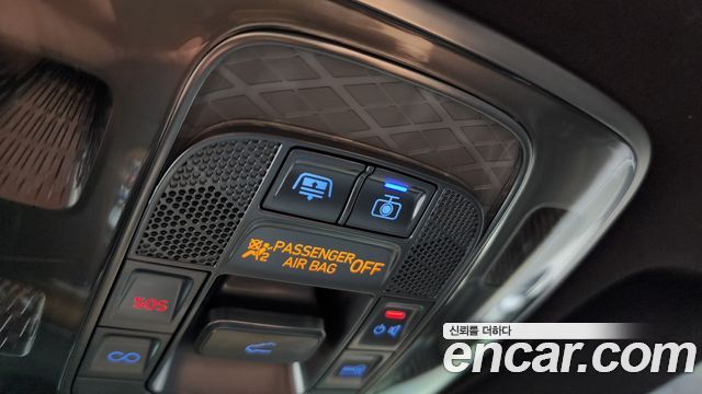 Genesis G80 2022 — photo 36