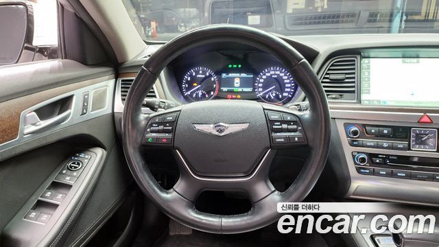 Genesis G80 2018 — photo 14
