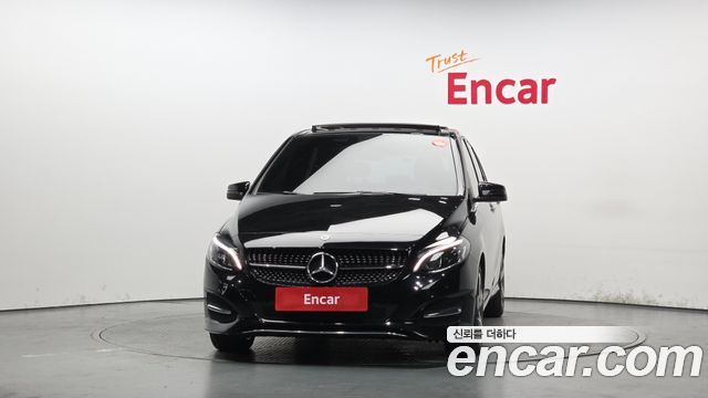 Mercedes-Benz B-Class 2018 — photo 3