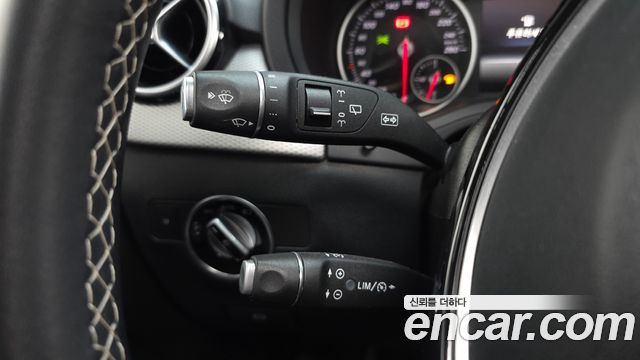 Mercedes-Benz B-Class 2018 — photo 19