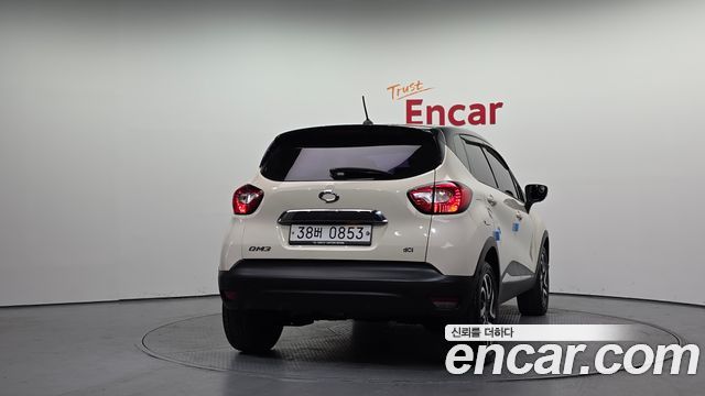 Renault Korea QM3 2016 — photo 4