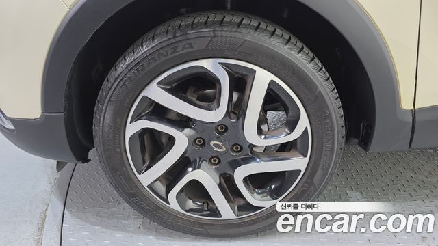 Renault Korea QM3 2016 — photo 5