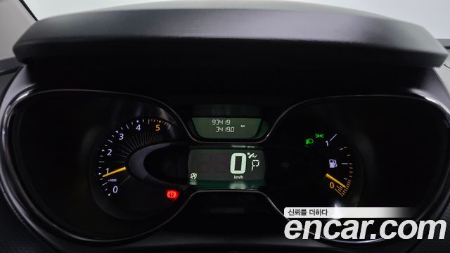 Renault Korea QM3 2016 — photo 11
