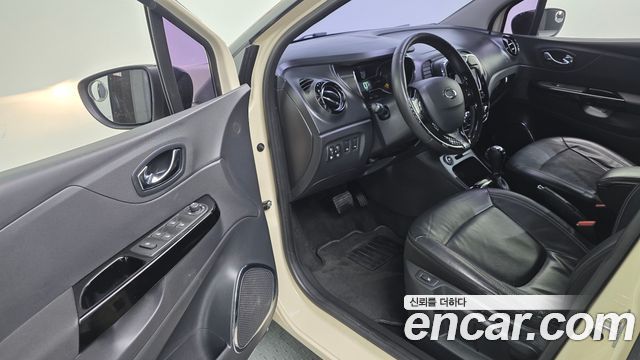 Renault Korea QM3 2016 — photo 17