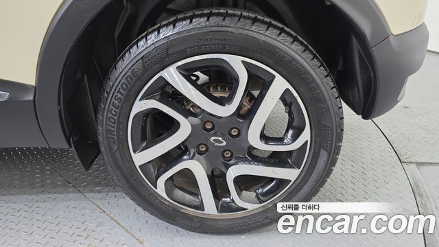 Renault Korea QM3 2016 — photo 7