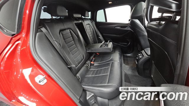 BMW X4 2019 — photo 17