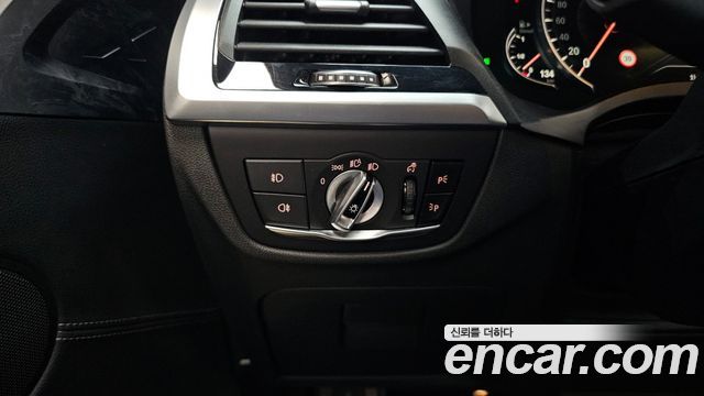 BMW X4 2019 — photo 25