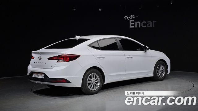Hyundai AVANTE 2020 — photo 2