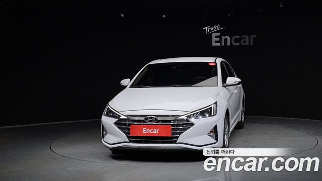 Hyundai AVANTE 2020 — photo 3