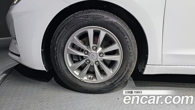 Hyundai AVANTE 2020 — photo 5