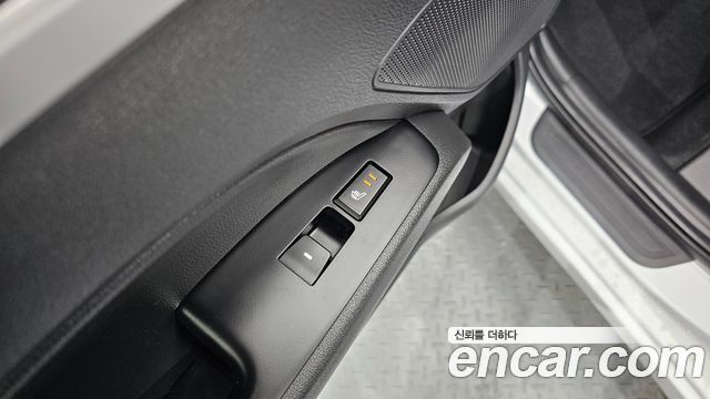 Hyundai AVANTE 2020 — photo 18