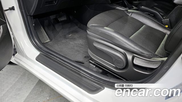 Hyundai AVANTE 2020 — photo 20