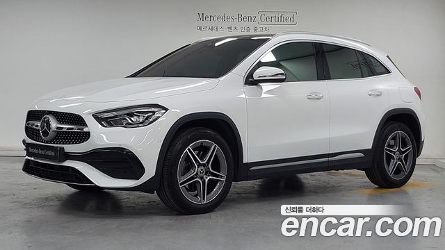 Mercedes-Benz GLA-Class 2023 — photo 1