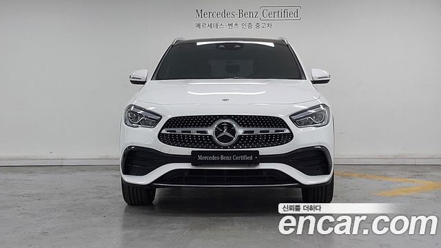 Mercedes-Benz GLA-Class 2023 — photo 3