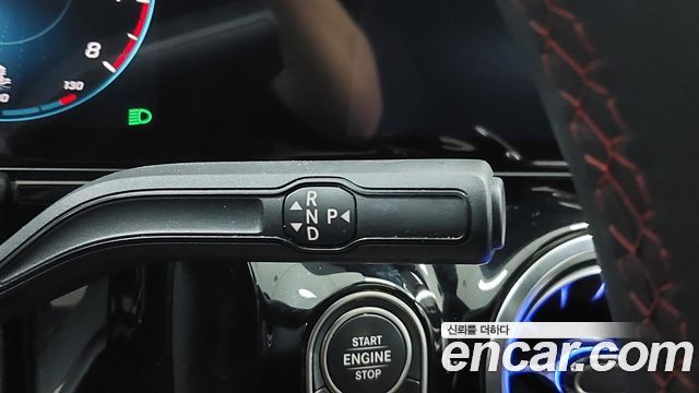 Mercedes-Benz GLA-Class 2023 — photo 19