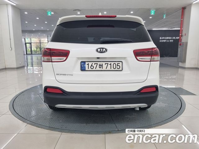 Kia Sorento 2017 — photo 4