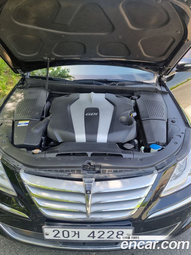 Hyundai Genesis 2012 — photo 6