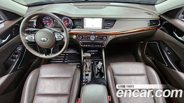 Kia K7 2016 — photo 10