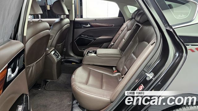 Kia K7 2016 — photo 18