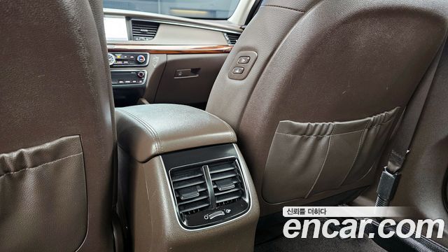 Kia K7 2016 — photo 28