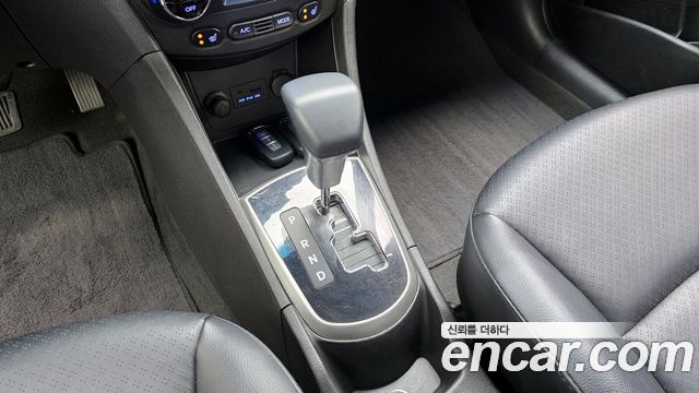 Hyundai Accent 2014 — photo 9
