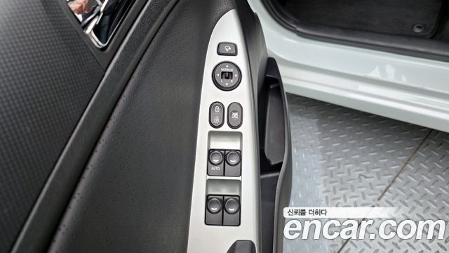 Hyundai Accent 2014 — photo 17