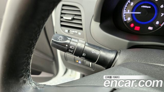 Hyundai Accent 2014 — photo 18