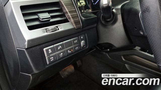 KG Mobility Rexton 2019 — photo 23