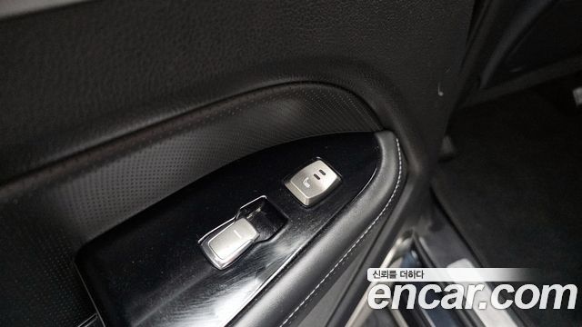 KG Mobility Rexton 2019 — photo 25
