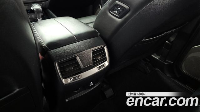 KG Mobility Rexton 2019 — photo 33