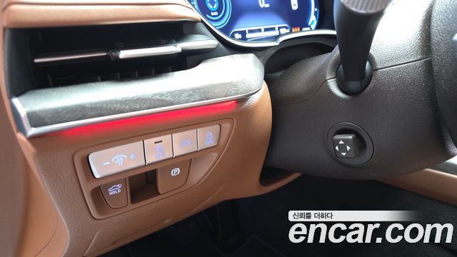 Genesis G80 2021 — photo 24