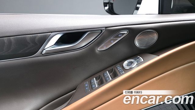 Genesis G80 2021 — photo 30
