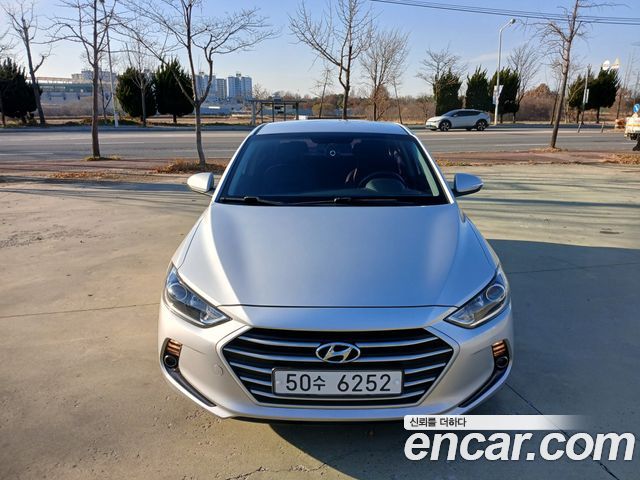 Hyundai AVANTE 2016 — photo 3