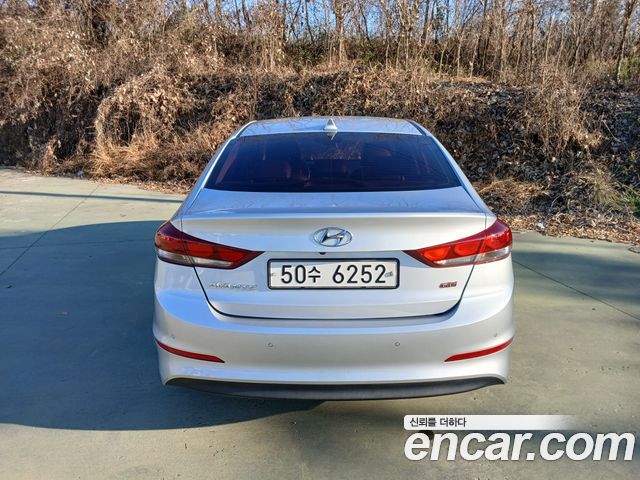 Hyundai AVANTE 2016 — photo 4