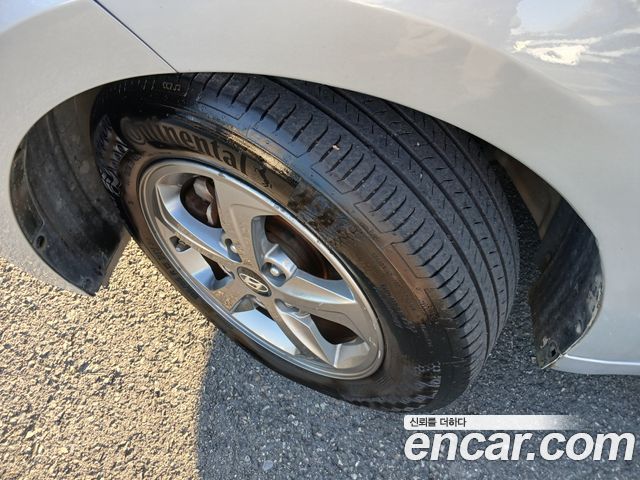 Hyundai AVANTE 2016 — photo 5