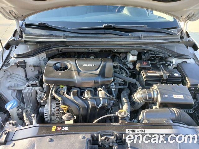 Hyundai AVANTE 2016 — photo 6