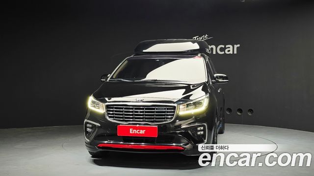 Kia Canival 2019 — photo 3