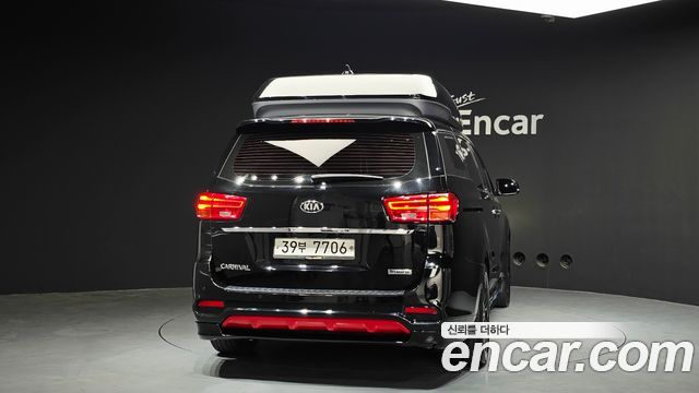 Kia Canival 2019 — photo 4