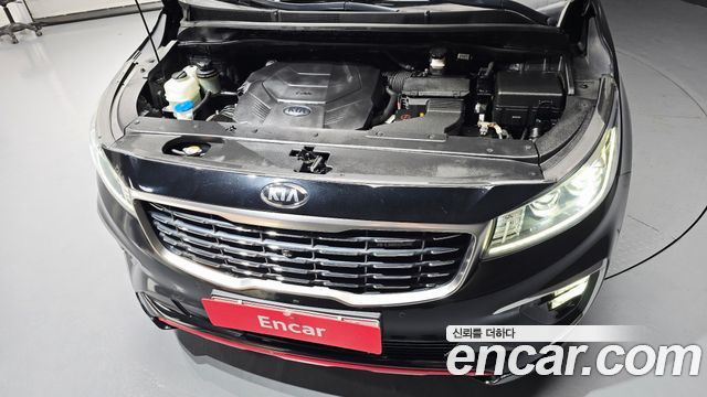 Kia Canival 2019 — photo 6