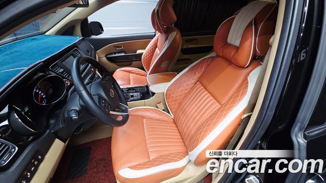 Kia Canival 2019 — photo 7