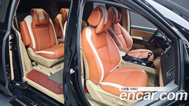 Kia Canival 2019 — photo 12
