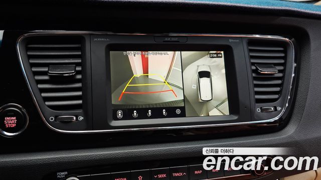 Kia Canival 2019 — photo 16