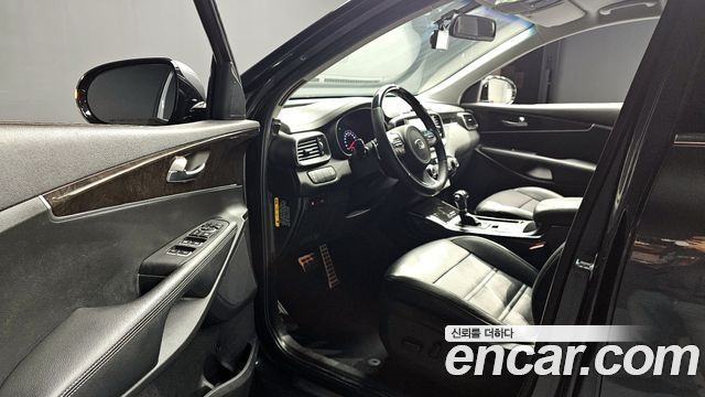 Kia Sorento 2017 — photo 13