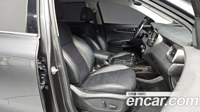 Kia Sorento 2017 — photo 17