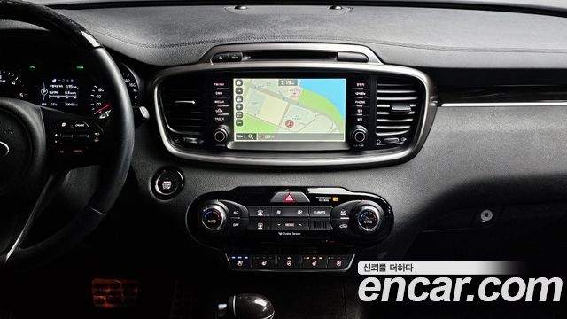 Kia Sorento 2017 — photo 21