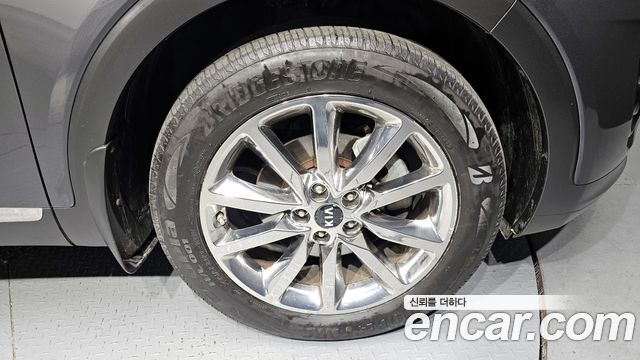 Kia Sorento 2017 — photo 7