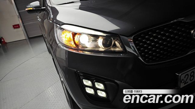 Kia Sorento 2017 — photo 8