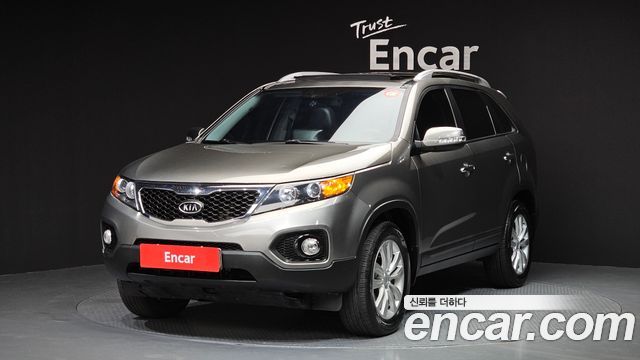 Kia Sorento 2010 — photo 1