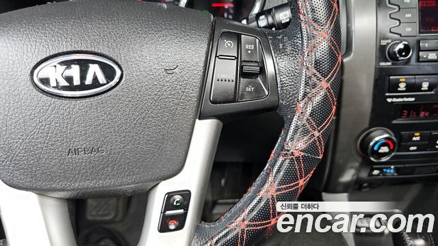 Kia Sorento 2010 — photo 15